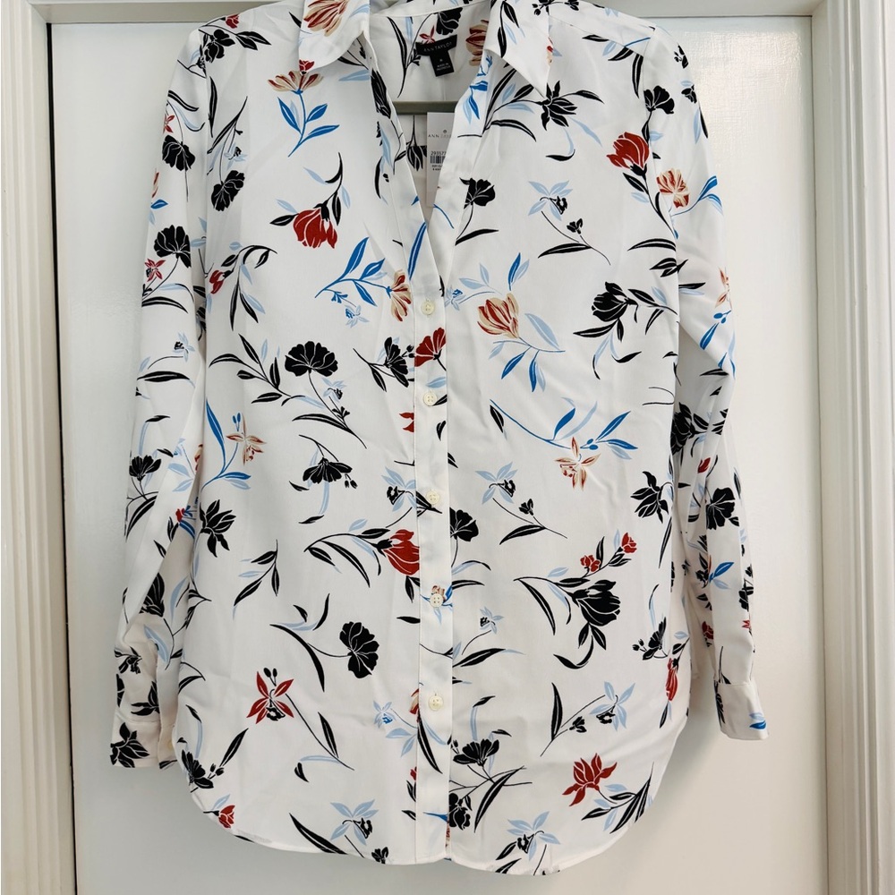 Ann Taylor - White Floral Button-Up Blouse with Red and Blue Accents, Size M